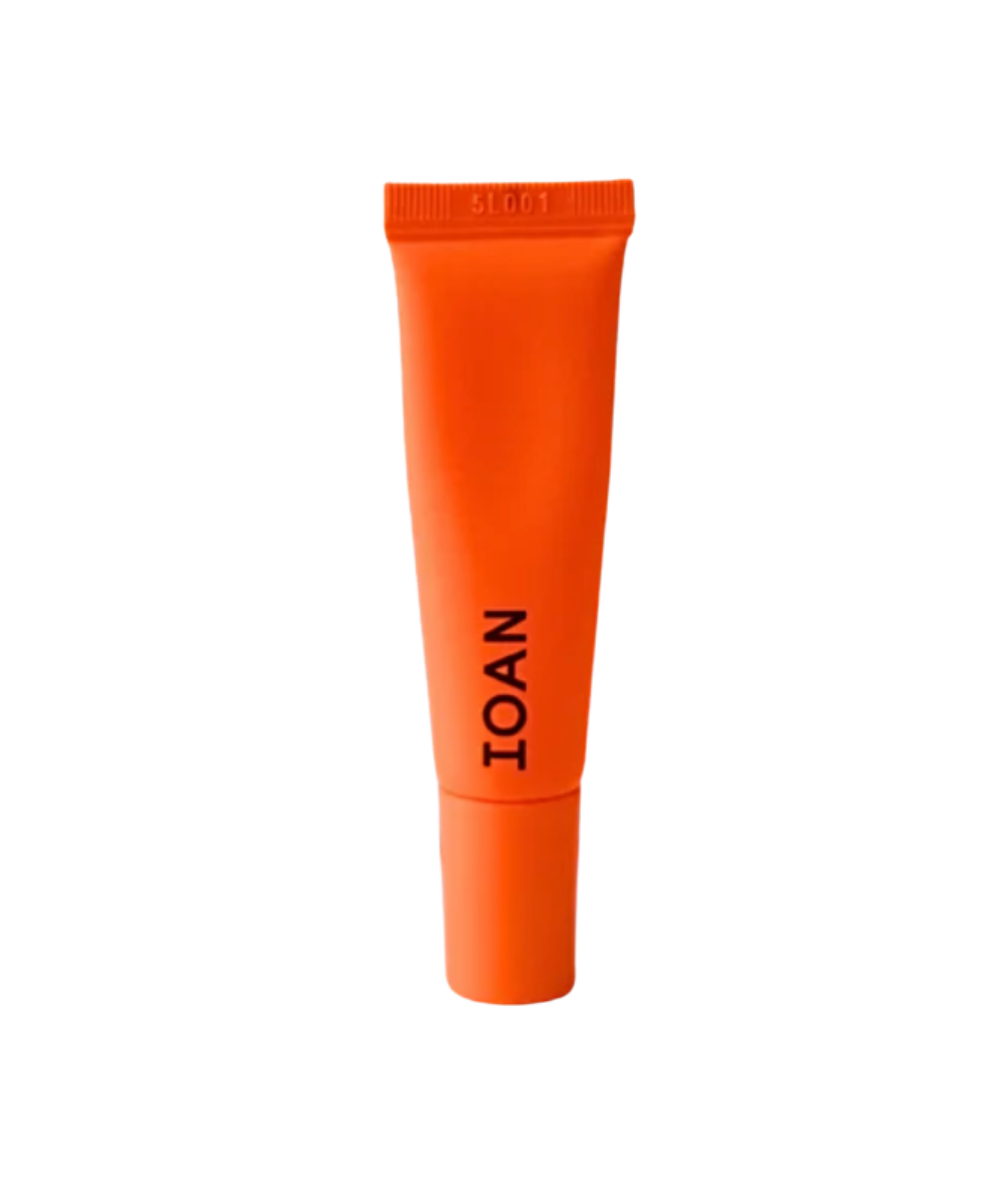 IOAN - Lip Wear